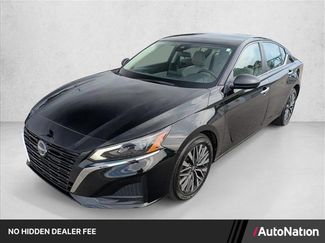 Used 2025 Nissan Altima 2.5 SV FWD video 1