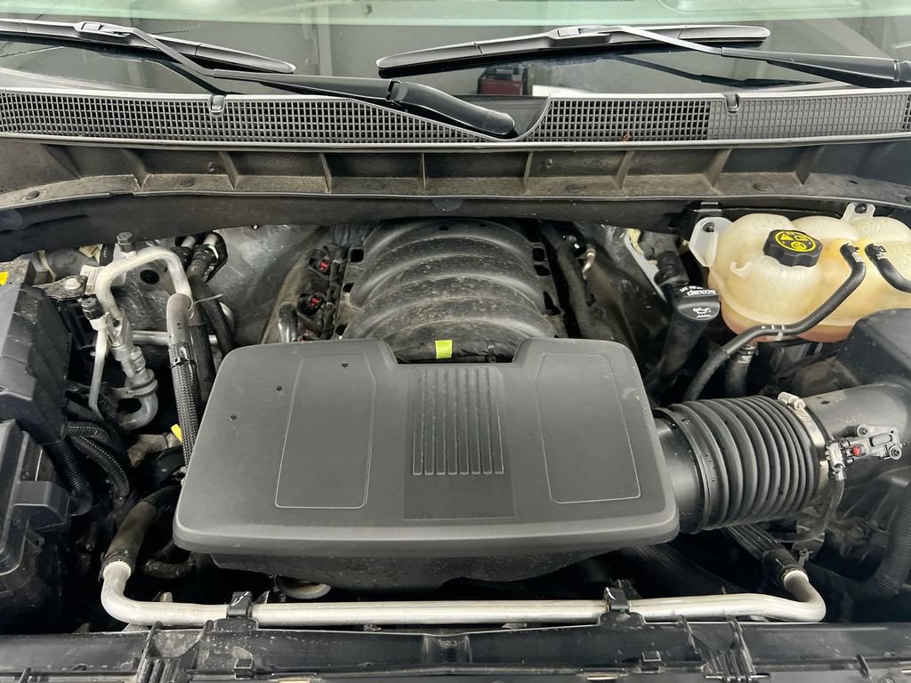 Used 2022 Chevrolet Silverado 1500 LT AWD/4WD image 25