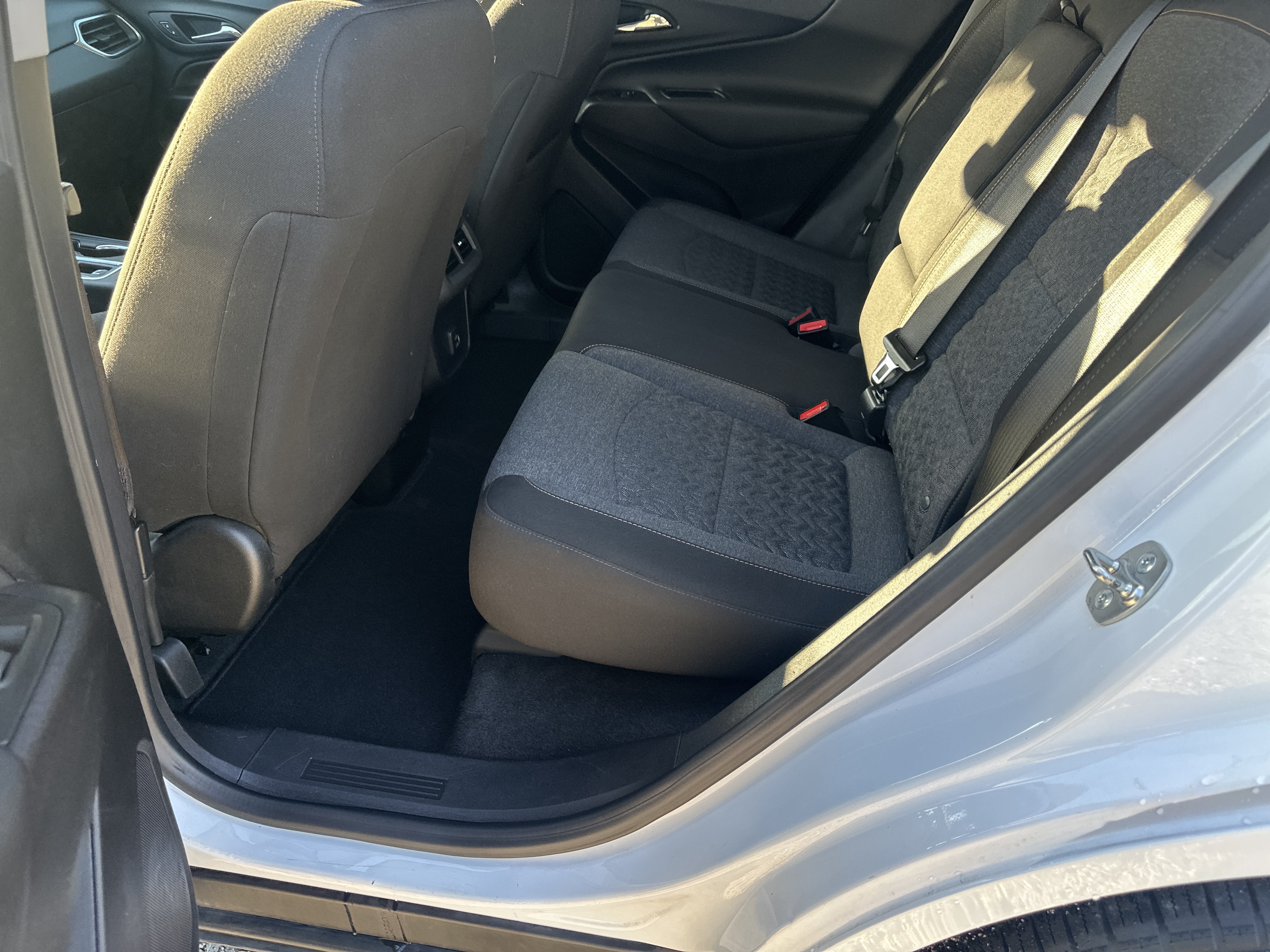 Used 2024 Chevrolet Equinox LT AWD/4WD image 20