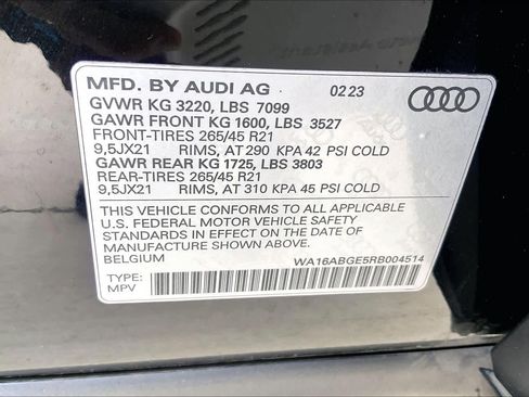 Used 2024 Audi Q8 e-tron Prestige w/ Prestige Package AWD/4WD image 33