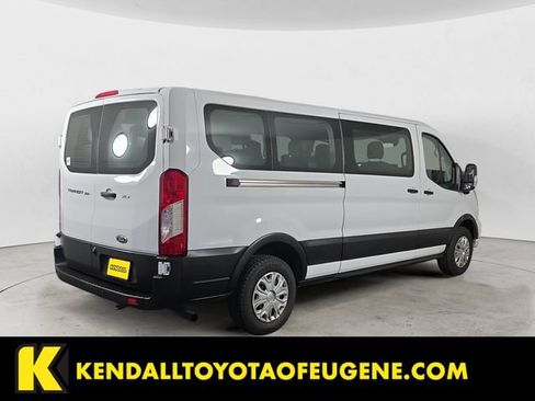 Used 2023 Ford Transit 350 XLT RWD image 5