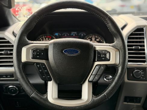 Used 2015 Ford F150 Lariat w/ Equipment Group 502A Luxury image 8