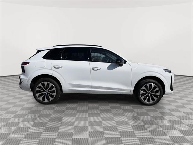 New 2026 Audi Q3 quattro 2.0T AWD/4WD image 6