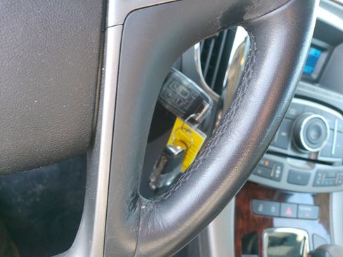 Used 2011 Buick LaCrosse CXL image 14