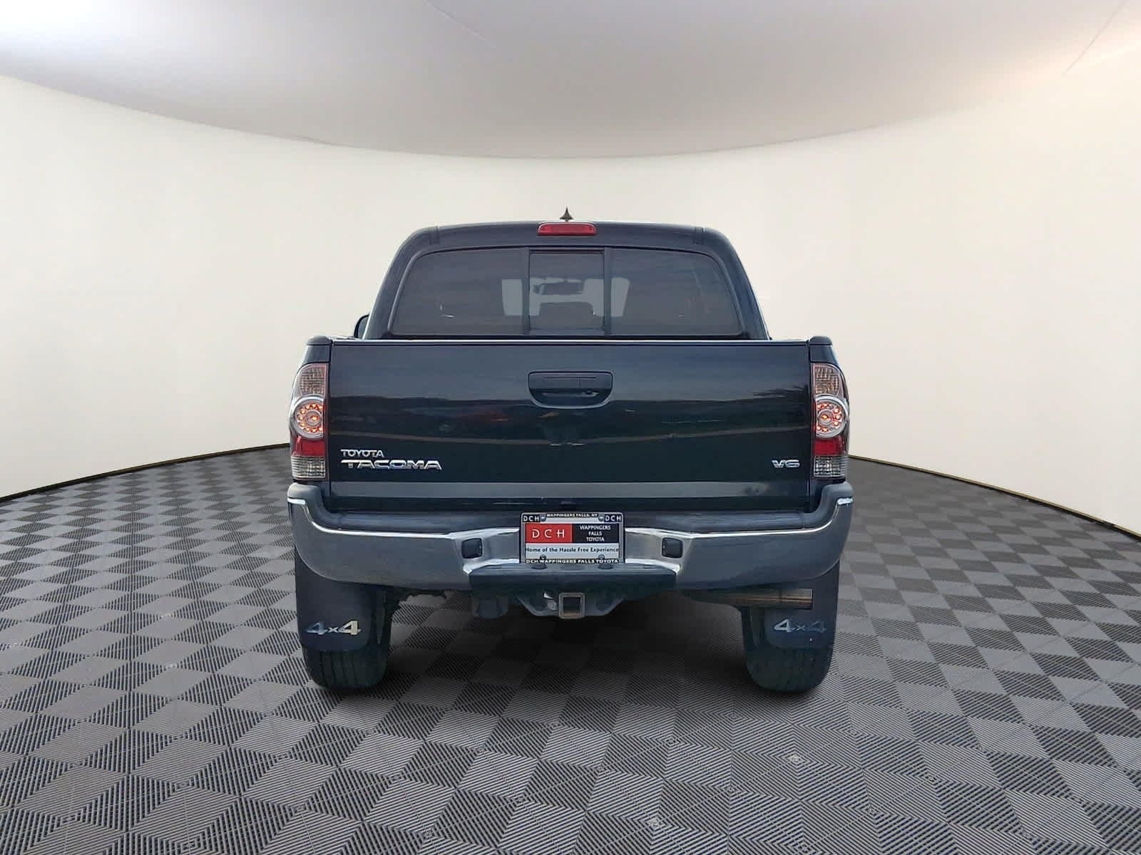 Used 2015 Toyota Tacoma 4x4 Double Cab w/ TRD Off-Road Package image 6