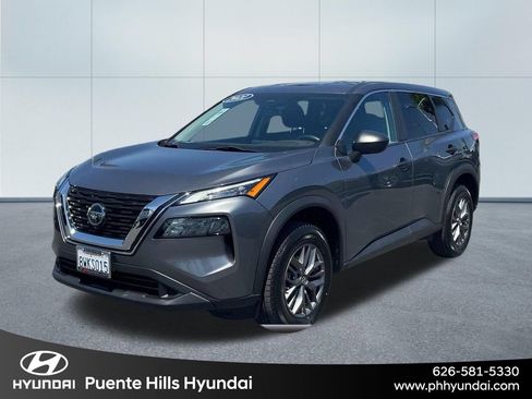 Used 2021 Nissan Rogue S FWD image 1
