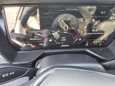 Used 2025 GMC Acadia AT4 AWD/4WD image 10