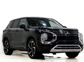 Used 2024 Mitsubishi Outlander SE video 1