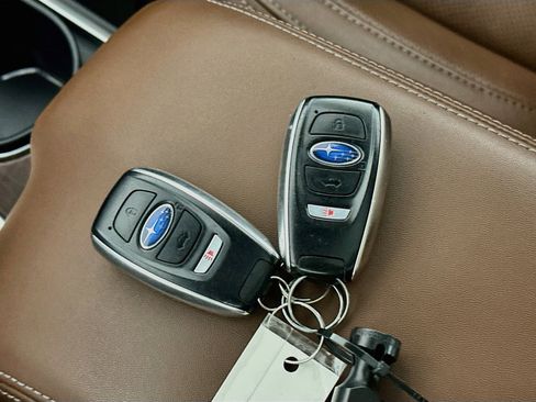 Used 2019 Subaru Ascent Touring AWD/4WD image 25