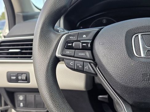 Used 2019 Honda Accord LX image 21