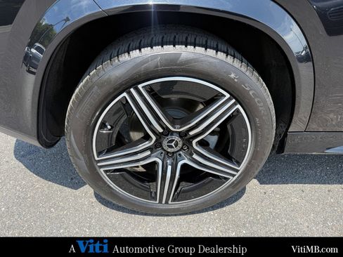 Certified 2025 Mercedes-Benz GLE 350 4MATIC w/ AMG Line Exterior image 14