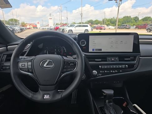 Used 2025 Lexus ES 350 F Sport FWD image 13