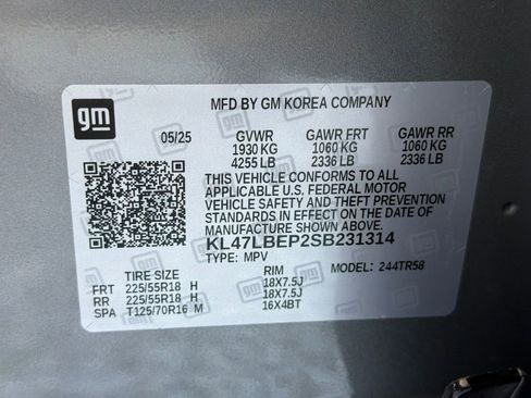 Used 2025 Buick Envista Sport Touring FWD image 37