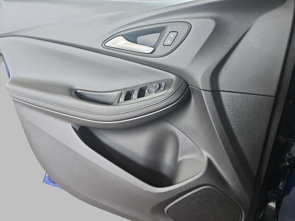 Used 2023 Buick Encore GX Preferred w/ Cold Weather Comfort Package FWD image 31