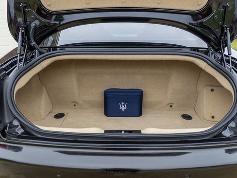Used 2011 Maserati GranTurismo S RWD image 88