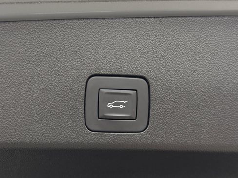 Used 2025 Buick Encore GX Sport Touring w/ Comfort Package image 9