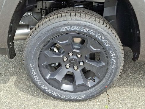 New 2026 RAM 1500 Big Horn AWD/4WD image 5