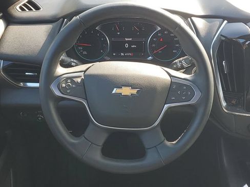 Certified 2023 Chevrolet Traverse LT FWD image 14