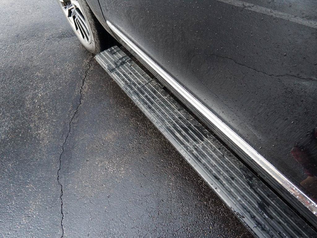 Used 2023 Lincoln Navigator L Black Label AWD/4WD image 9