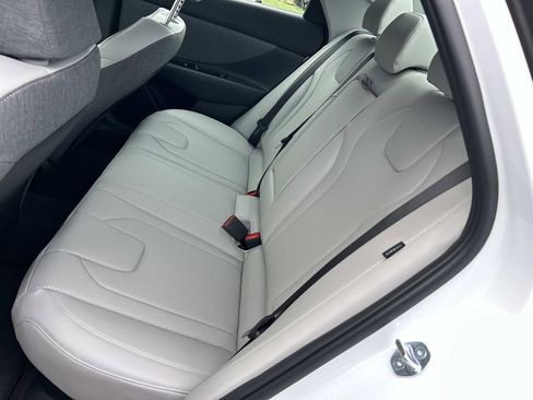 New 2026 Hyundai Elantra Limited image 20