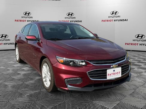 Used 2016 Chevrolet Malibu LT FWD image 1