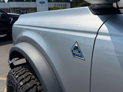 Used 2022 Ford Bronco Black Diamond AWD/4WD image 37