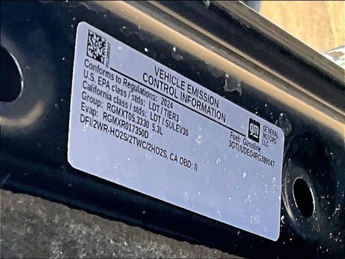 Used 2024 GMC Sierra 1500 SLT image 54