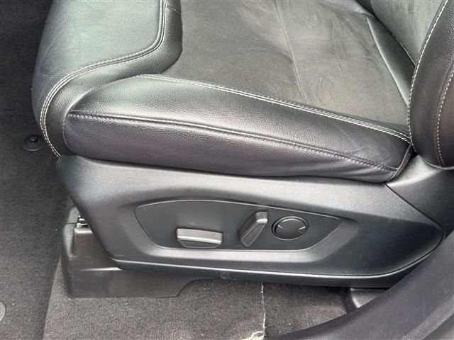 Used 2022 Ford Explorer ST w/ ST Street Pack AWD/4WD image 13