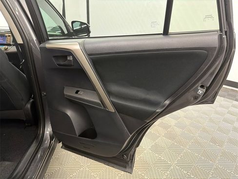 Used 2013 Toyota RAV4 XLE image 17