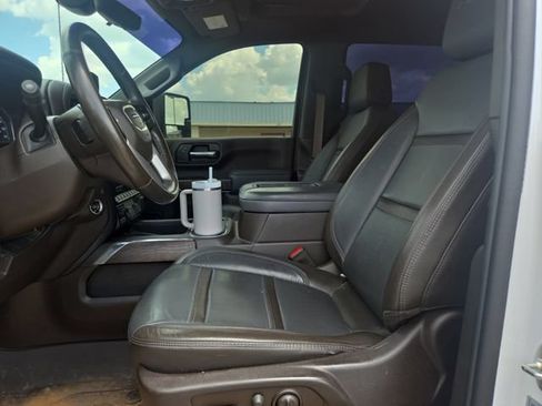 Used 2022 GMC Sierra 2500 Denali w/ Denali Ultimate Package AWD/4WD image 19