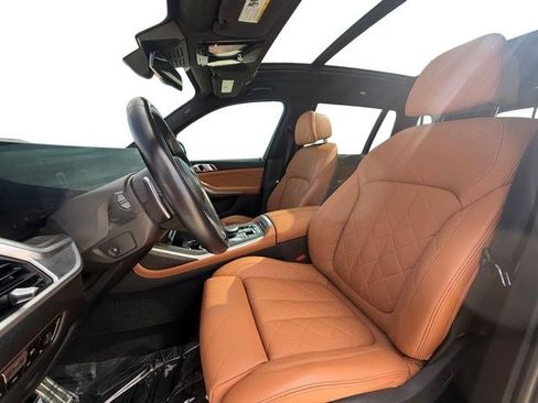 Used 2023 BMW X7 xDrive40i w/ M Sport Package AWD/4WD image 10