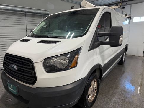 Used 2019 Ford Transit 250 130 Low Roof RWD image 2
