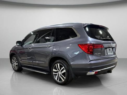 Used 2016 Honda Pilot Touring image 6