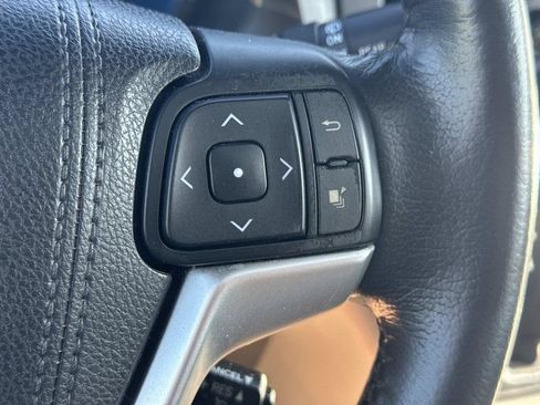 Used 2015 Toyota Sienna XLE AWD/4WD image 31