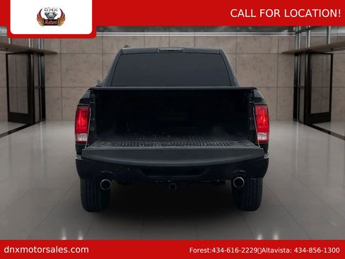 Used 2017 RAM 1500 Express w/ Black Ram 1500 Express Group image 31