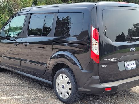 Used 2021 Ford Transit Connect XL image 4