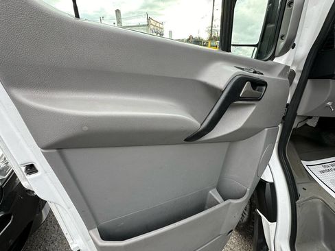 Used 2017 Mercedes-Benz Sprinter 3500 w/ Suspension Package II image 11