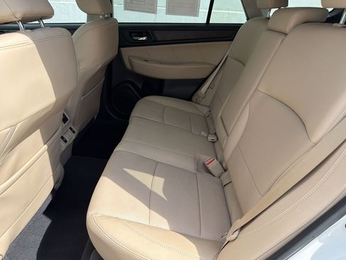 Used 2019 Subaru Outback 2.5i Limited w/ Popular Package #2 AWD/4WD image 21