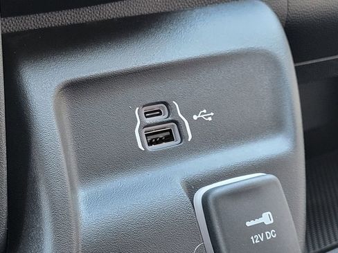 New 2026 RAM ProMaster 2500 w/ Convenience Group image 11