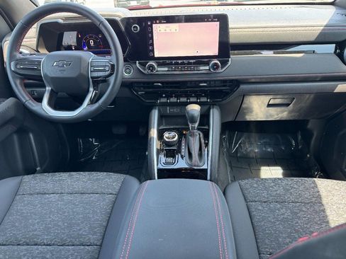 Used 2023 Chevrolet Colorado Z71 w/ Advanced Trailering Package AWD/4WD image 11