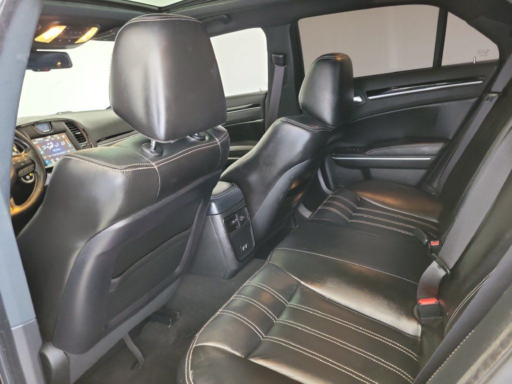 Used 2022 Chrysler 300 S RWD image 12
