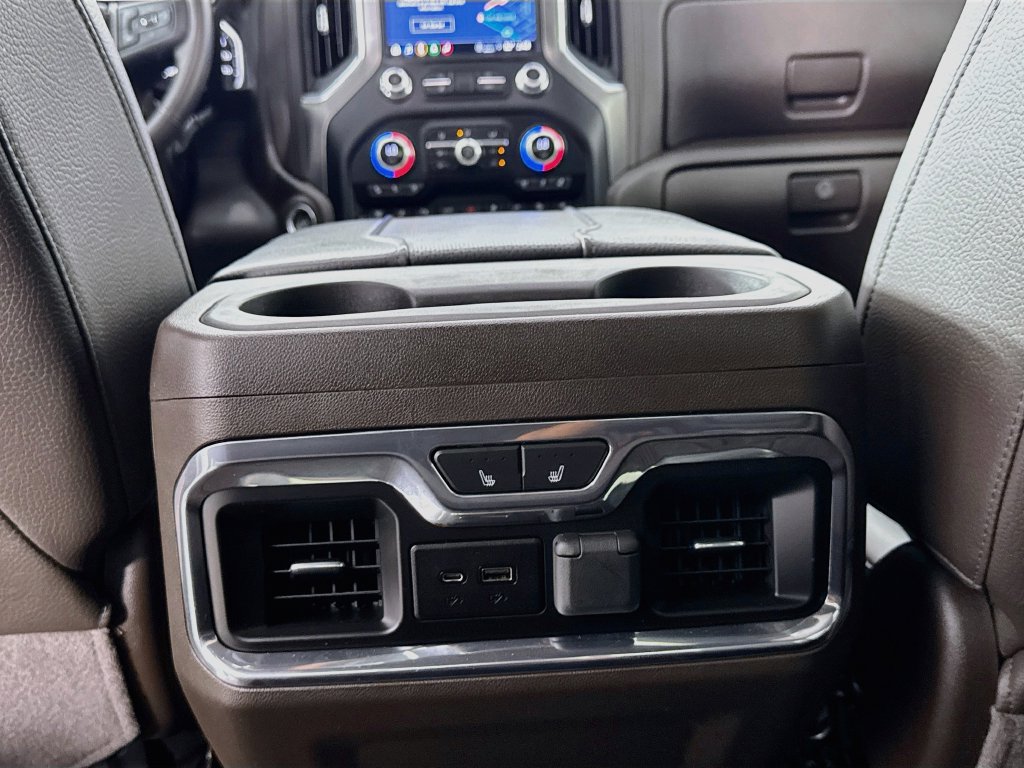 Used 2023 GMC Sierra 2500 Denali w/ Denali Ultimate Package AWD/4WD image 33