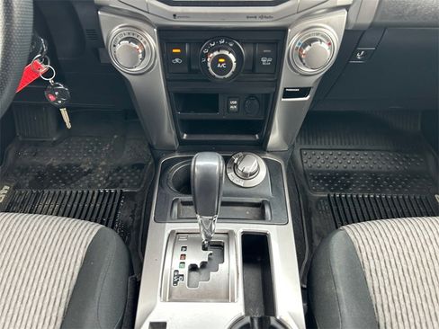 Used 2017 Toyota 4Runner SR5 image 15