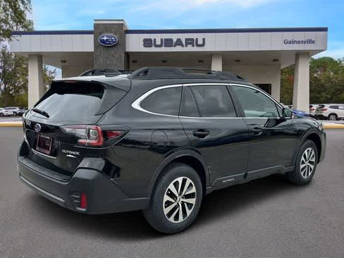 Used 2021 Subaru Outback Premium image 6
