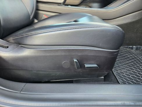 Used 2021 Tesla Model 3 Standard Range Plus image 40
