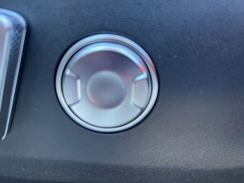 Used 2026 Lincoln Nautilus Premier image 15