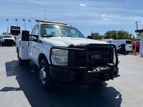 Used 2014 Ford F350 XL w/ Power Equipment Group image 4