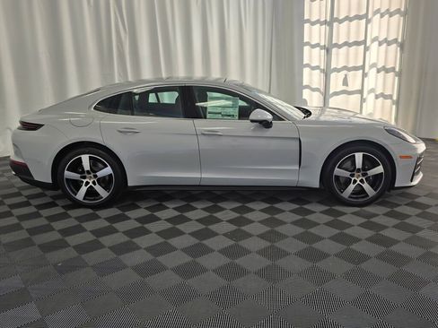 New 2025 Porsche Panamera 4 image 8