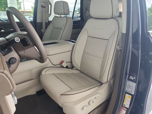 Certified 2024 GMC Yukon Denali AWD/4WD image 20