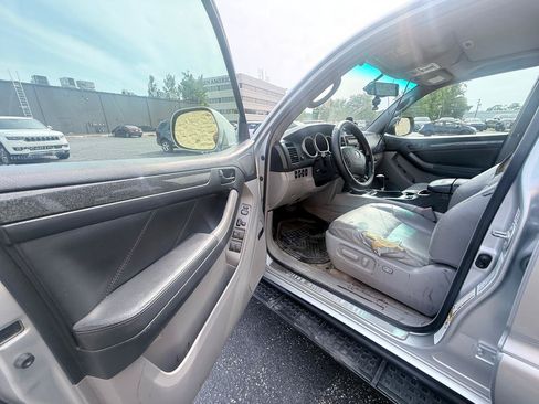 Used 2005 Toyota 4Runner Limited RWD image 8